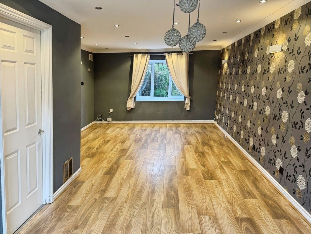 Property photo 3 of 11 A21142Ca-2