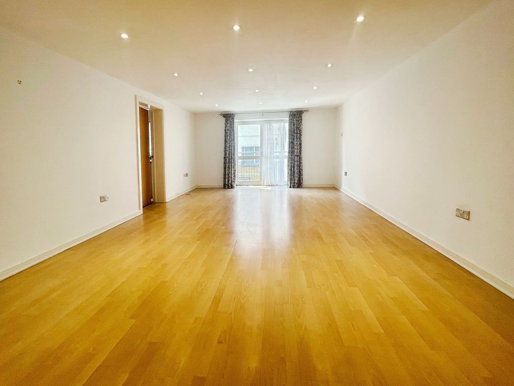 Property photo 2 of 16 Pbox-Img.Jpg