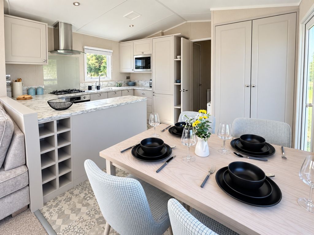 Property photo 2 of 6 4306743