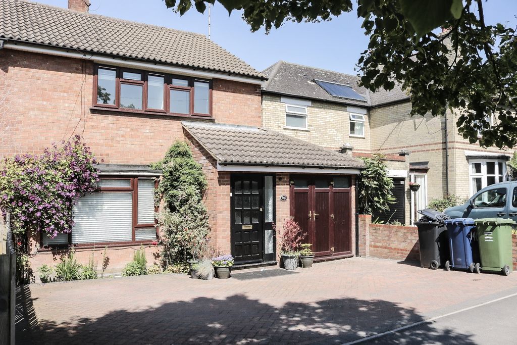 Property photo 1 of 16 1-Img_0067