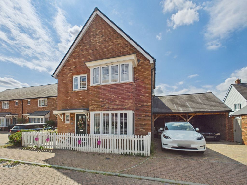 Property photo 3 of 18