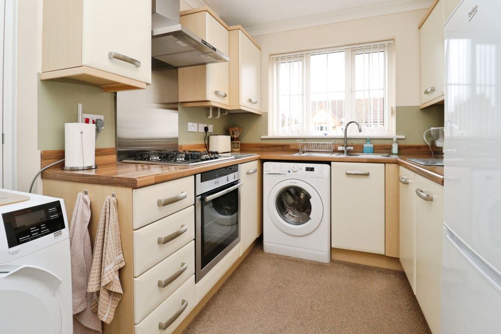 Property photo 2 of 11 Img_9525