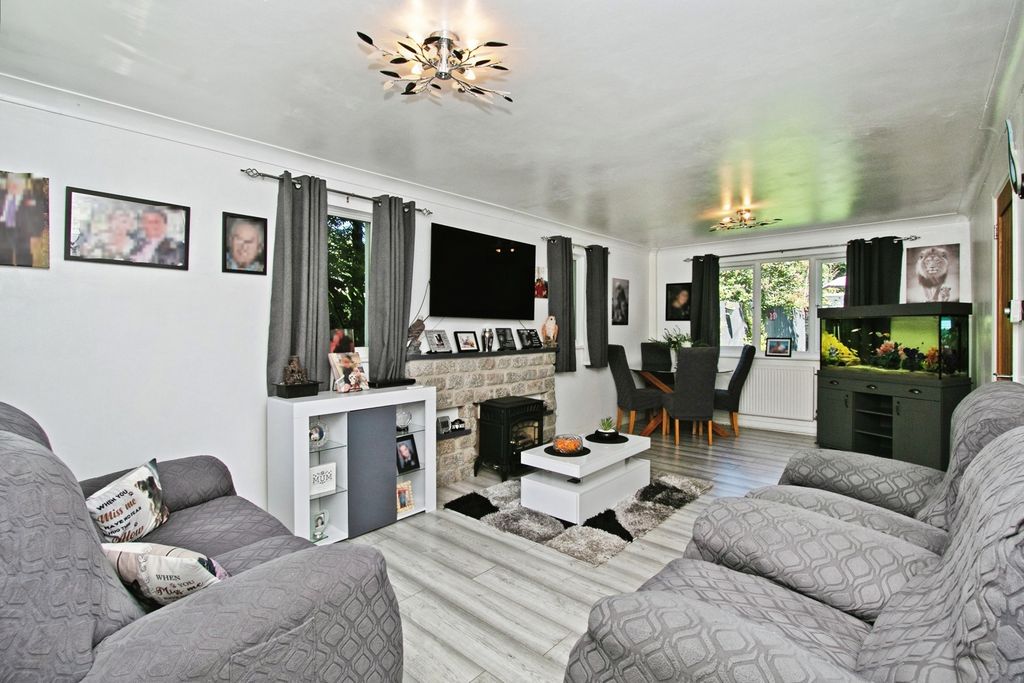 Property photo 2 of 14 Pbox-Img.Jpg