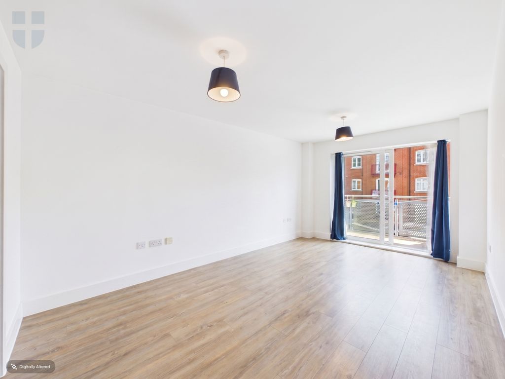 Property photo 2 of 6 Cam03852G0-Pr0710-Still013-001