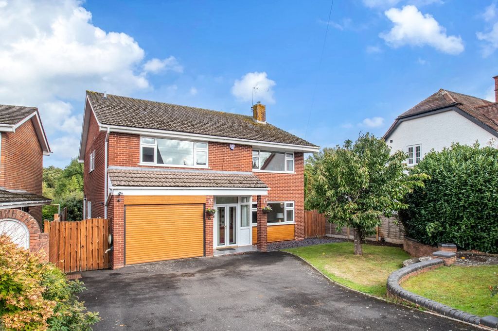 Property photo 1 of 33 Picture No. 31