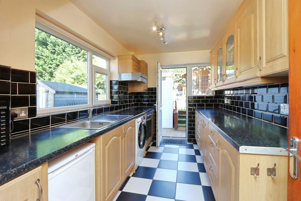 Property photo 2 of 18 Pbox-Img.Jpg