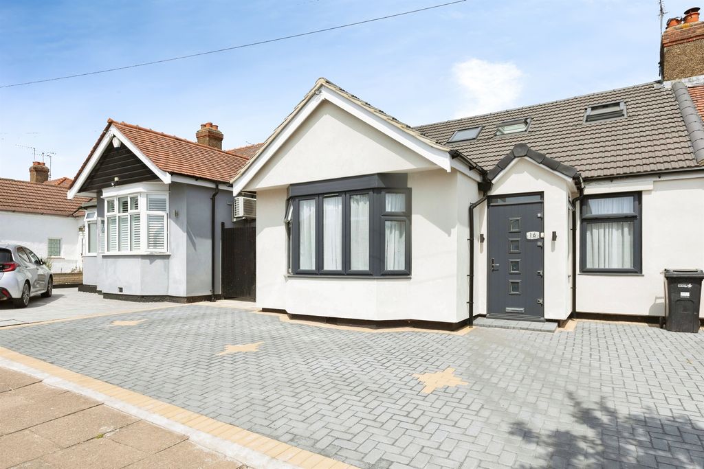Property photo 1 of 26