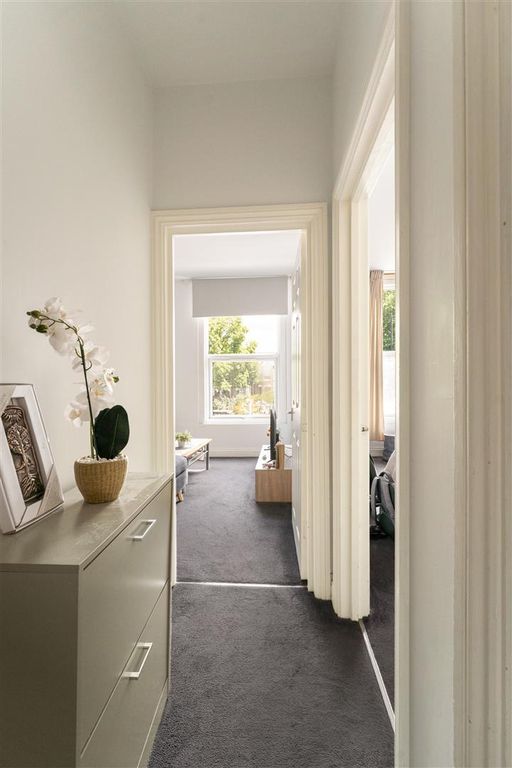 Property photo 2 of 13 Lower Clapton Road, E5