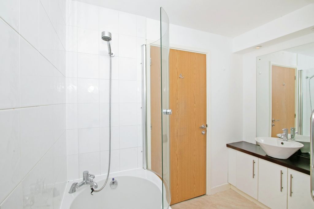 Additional image 12 of 1 bed flat for saleCollege Hill, Penryn, Cornwall TR10