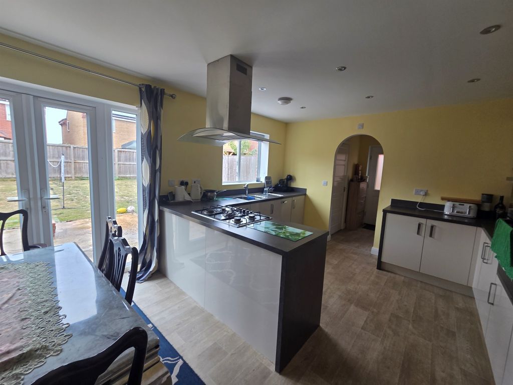 Property photo 2 of 13