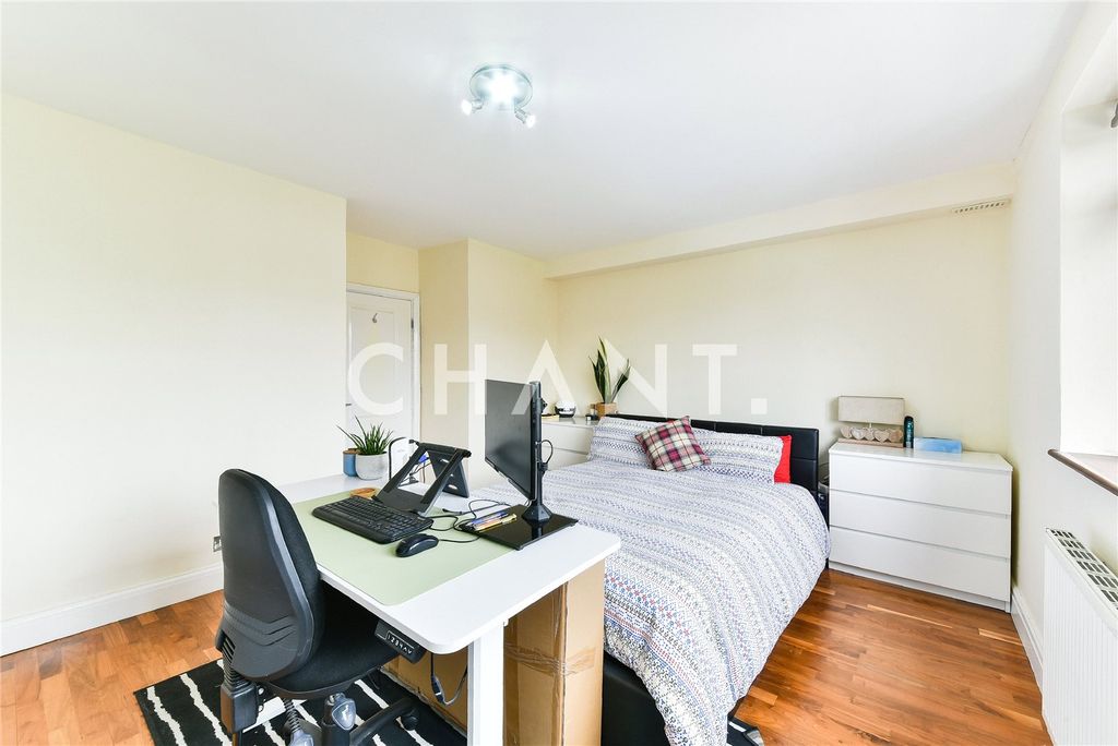 Property photo 3 of 16 Picture No. 03