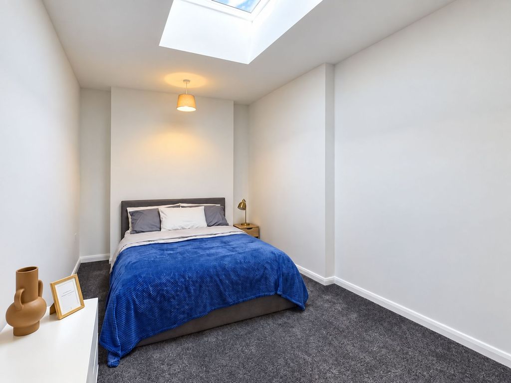 Property photo 2 of 6