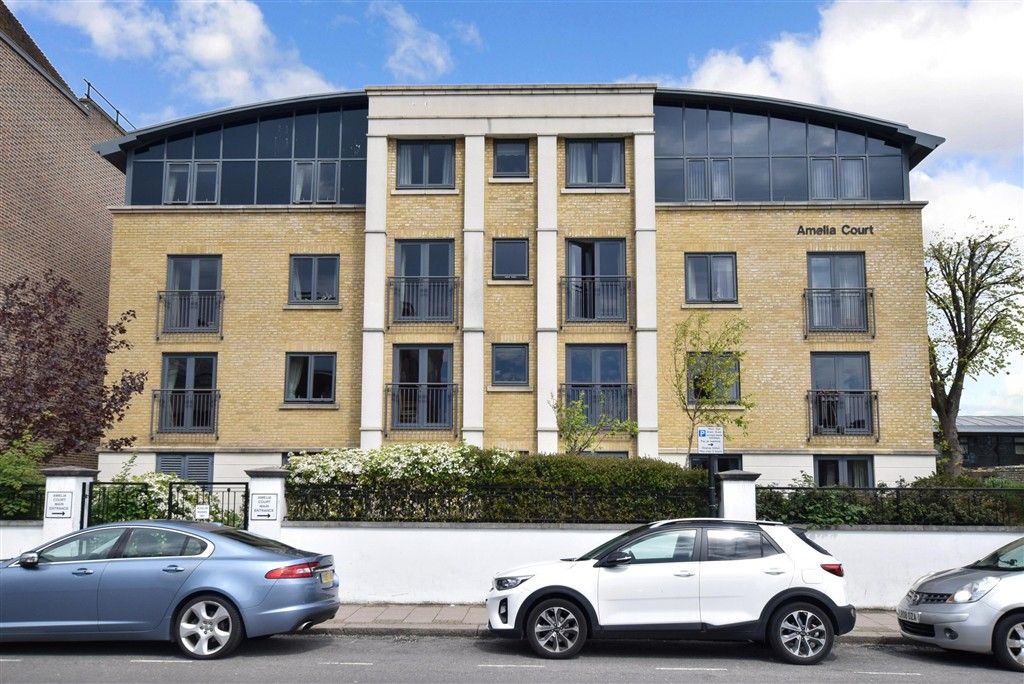 Property photo 1 of 10 External (Web)