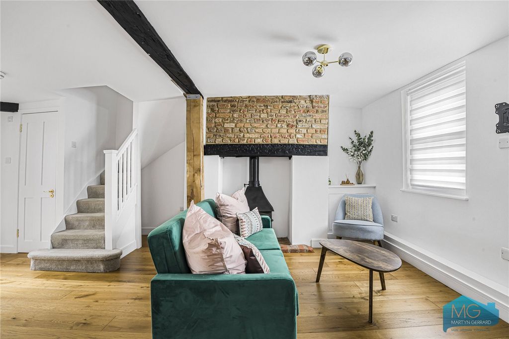 Property photo 2 of 25 Picture No. 36