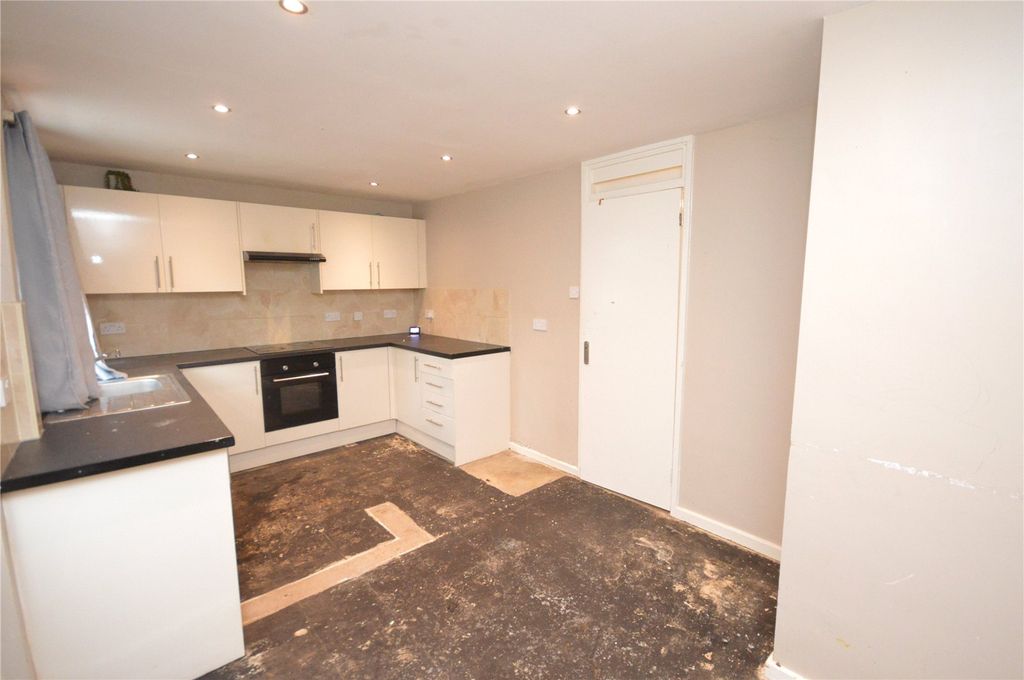 Property photo 2 of 11 Picture 2