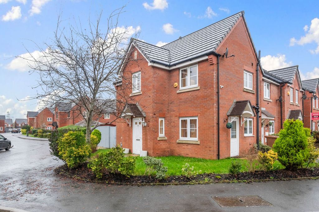 Property photo 2 of 29