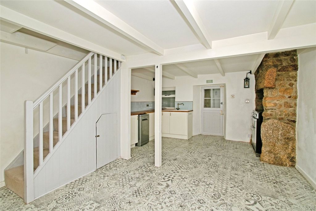 Property photo 2 of 16 Picture No. 08