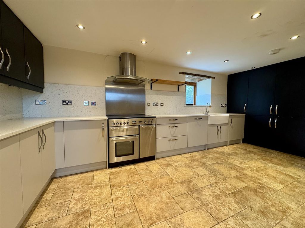 Property photo 3 of 21 Img_1665.Jpeg