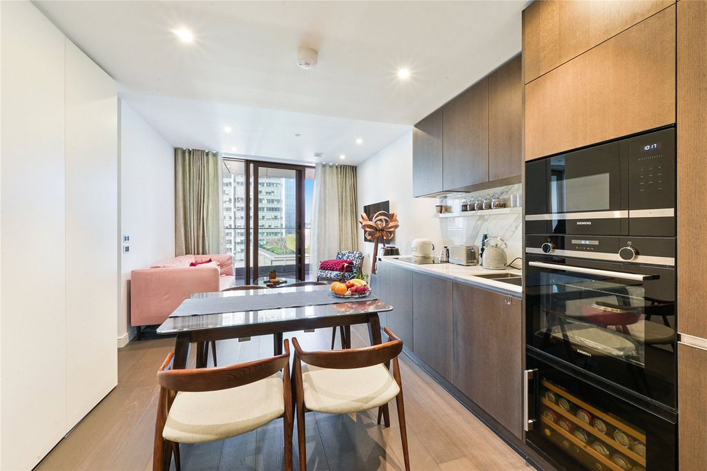 Property photo 3 of 20 Picture No. 03