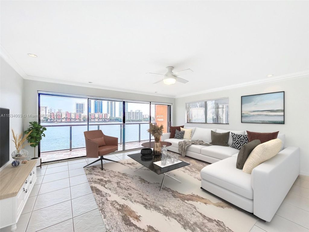 Property photo 2 of 32 <Alttext/>