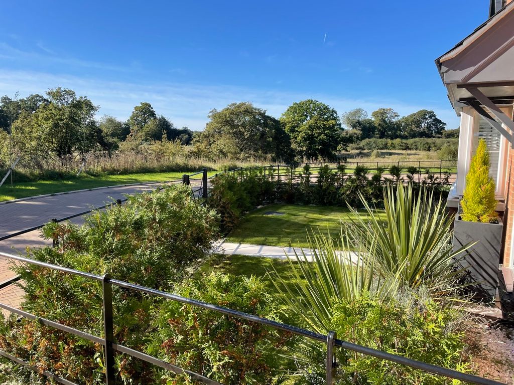 Property photo 3 of 35 Picture No. 05