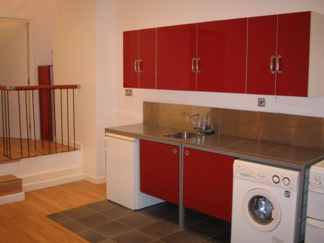 Property photo 2 of 4