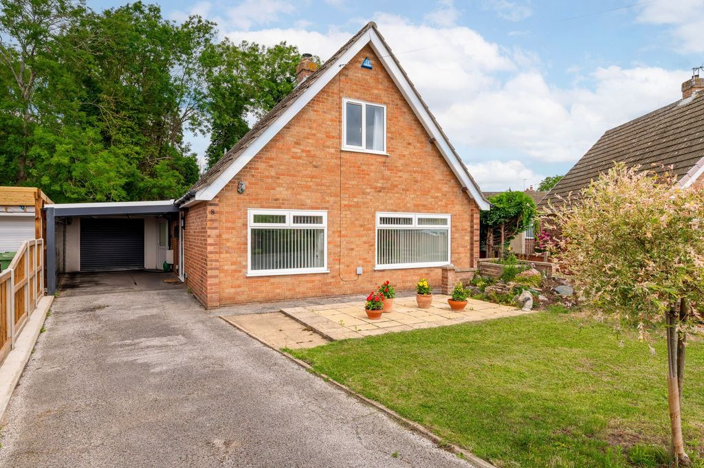 Property photo 1 of 23