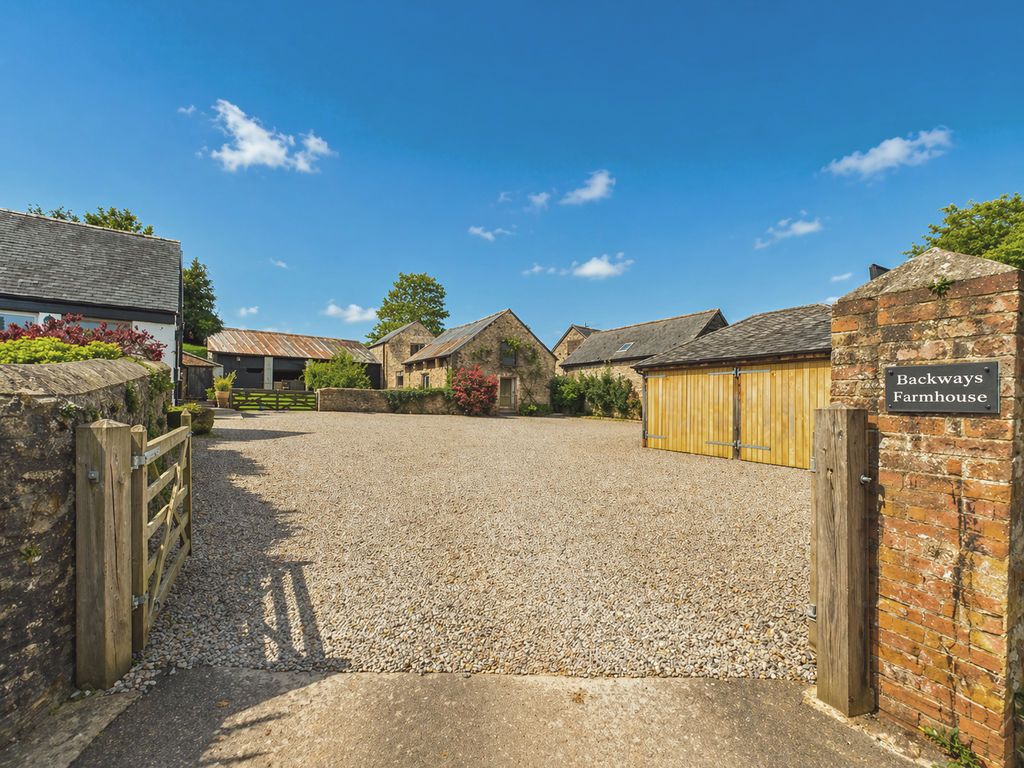 Property photo 2 of 39 Drive
