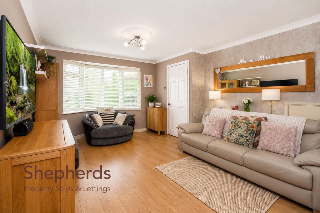 Property photo 3 of 16 370E633B-A15E-4938-96B7-980cc5Ae4d80.Jpg