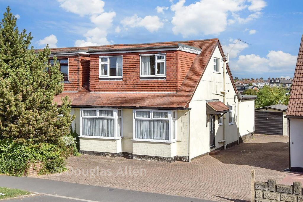 Property photo 1 of 15 External (Web)