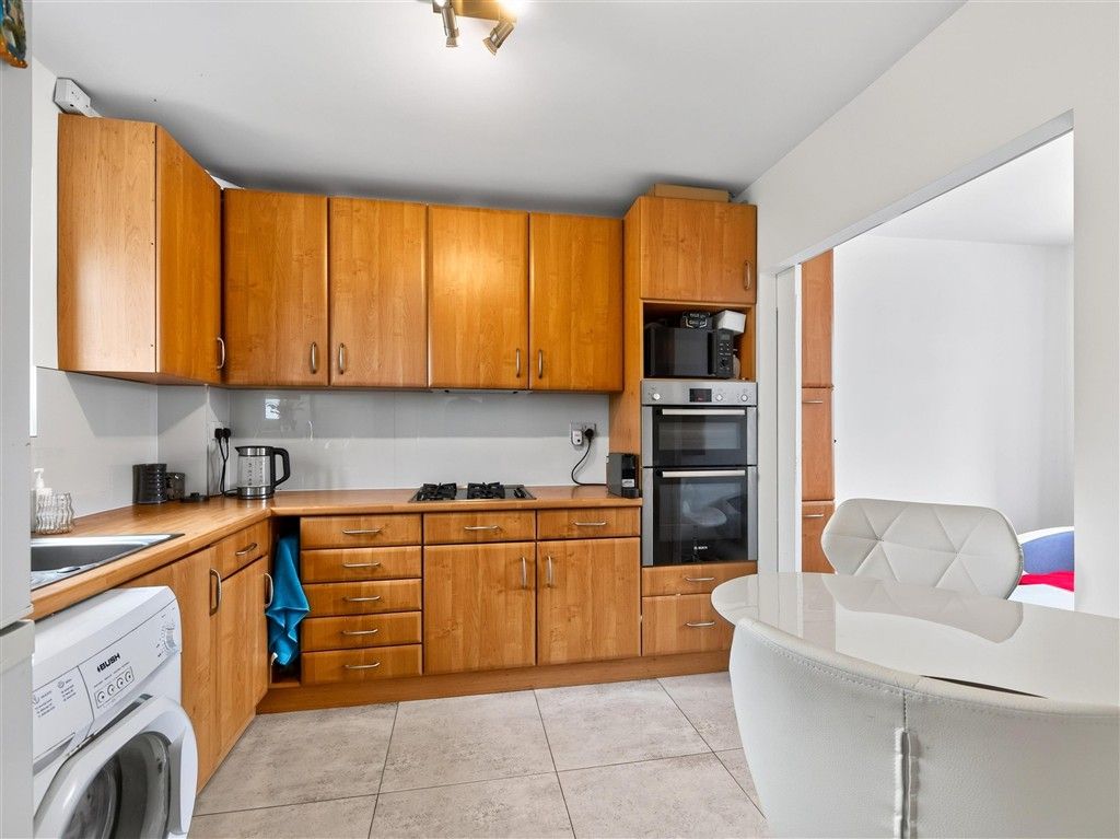 Property photo 2 of 14 Kitchen/Diner