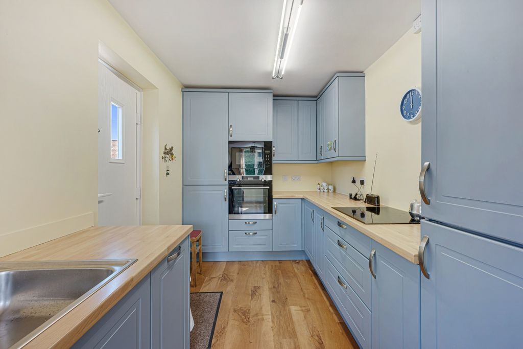 Property photo 2 of 16 4486962