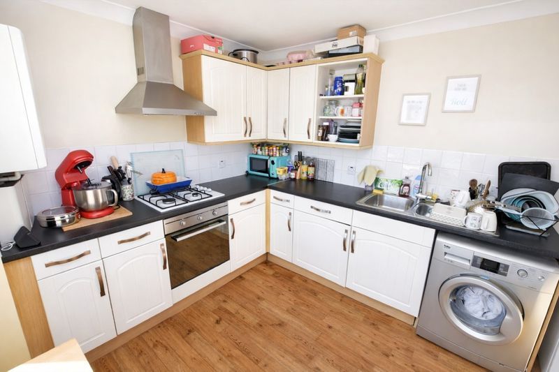 Property photo 3 of 8 Photo 3