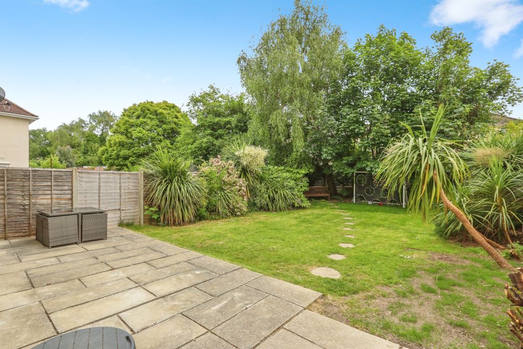 Property photo 3 of 17