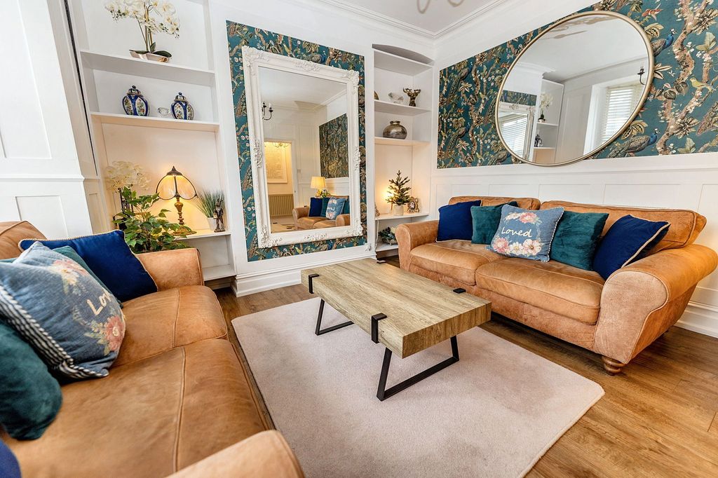 Property photo 3 of 20