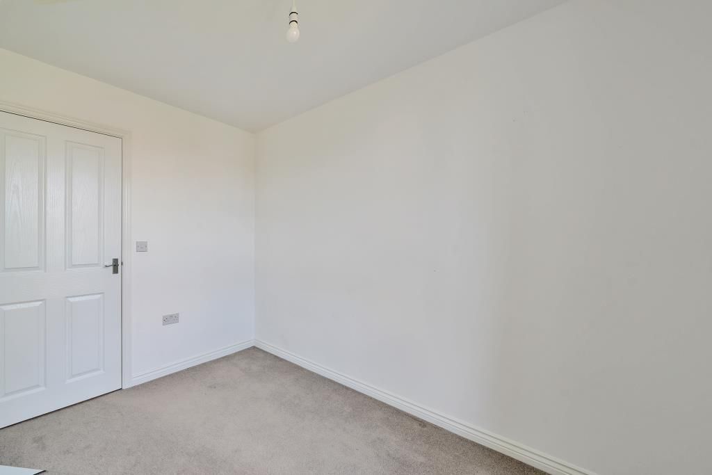 Property photo 2 of 20 Internal
