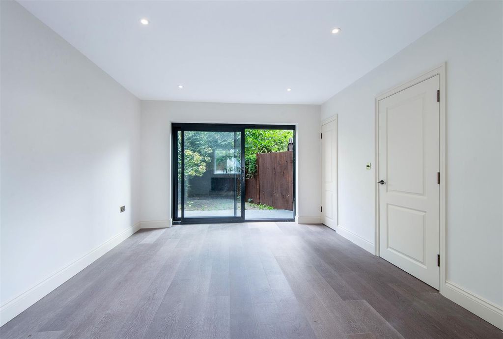 Property photo 2 of 14 53244_Hi_Res_ (11).Jpg