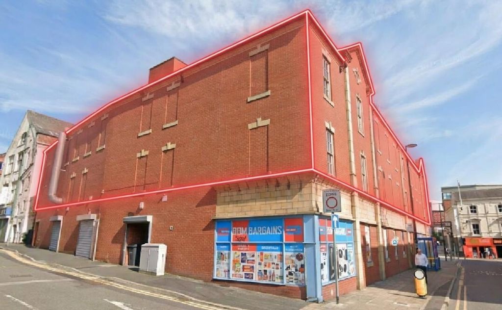 Property photo 2 of 5 Grok-Image-F4F90264-29Bd-4A97-A1Ea-10E817321Dba.Pn