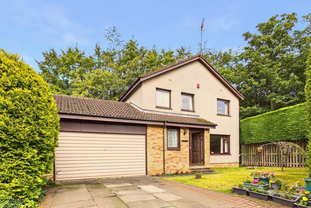 Property photo 1 of 25