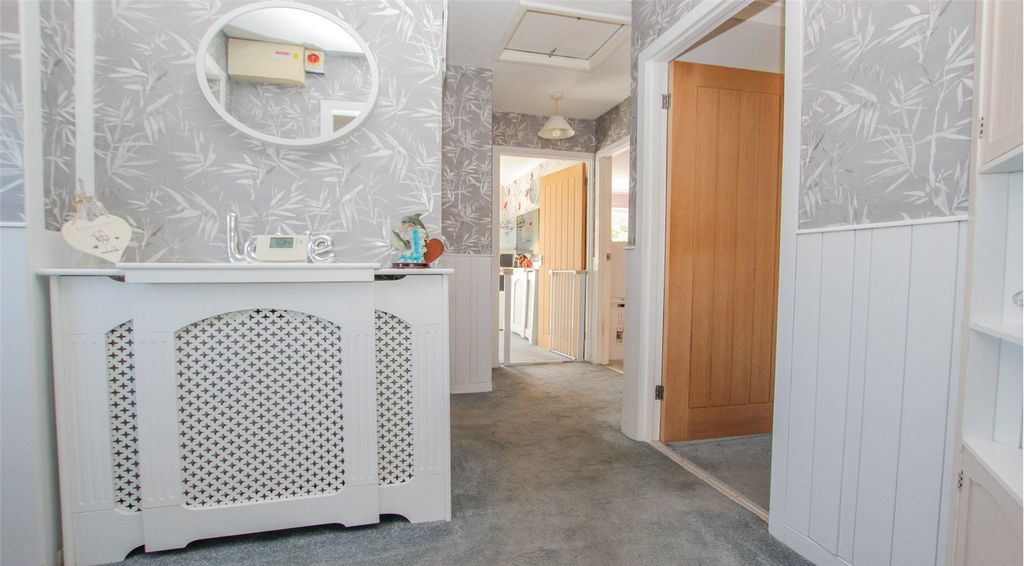 Property photo 2 of 15 Picture No. 31