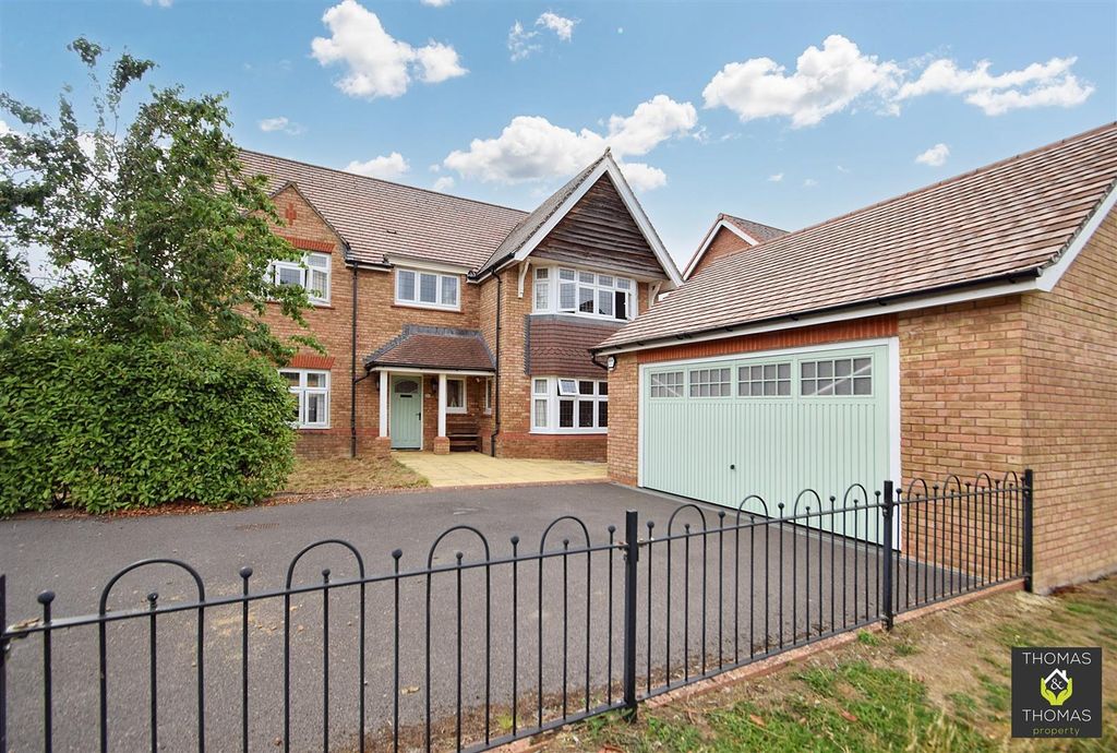 Property photo 1 of 18 Dsc_0086 (1).Jpg