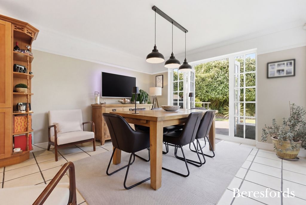 Additional image 10 of 5 bed detached house for saleCuckoo Way, Great Notley CM77