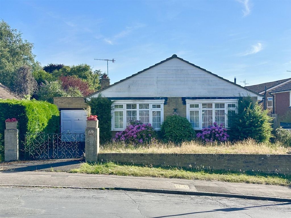 Property photo 1 of 17
