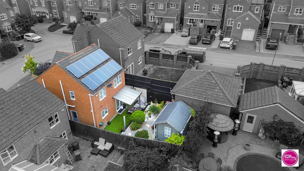 Property photo 2 of 40 Oak Close, Castle Gresley (2).Jpg