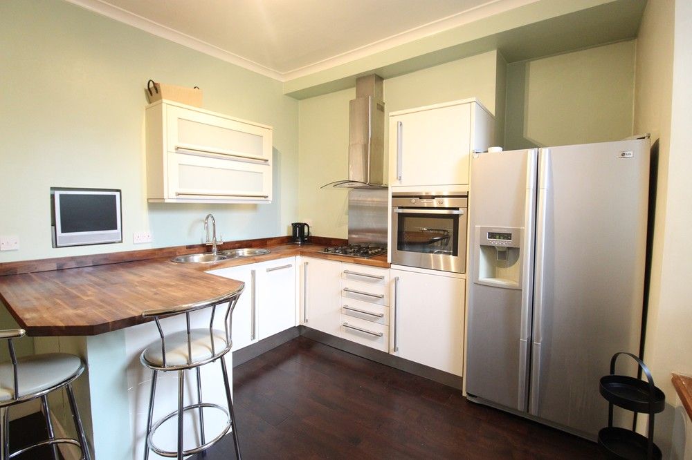 Property photo 3 of 6 Kitchen − New 2026