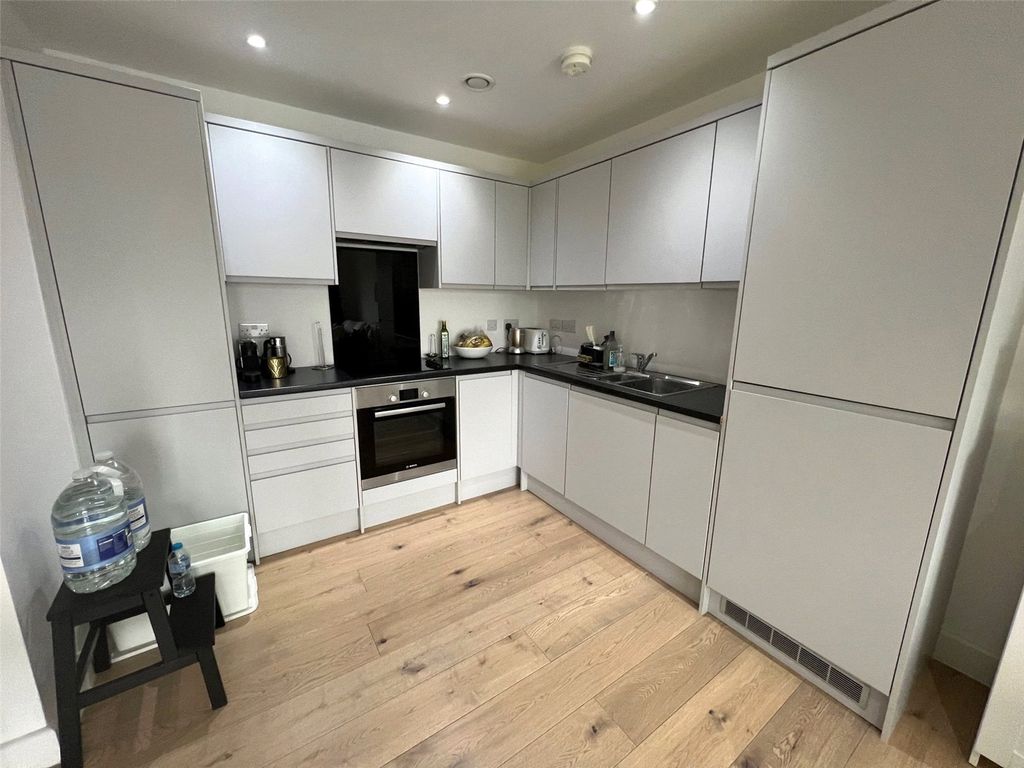 Property photo 2 of 10 Picture No. 04