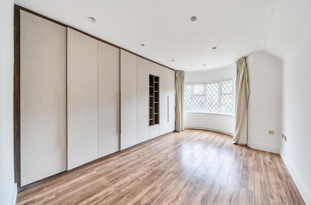 Additional image 16 of 4 bed detached house for saleCavendish Drive, Edgware HA8