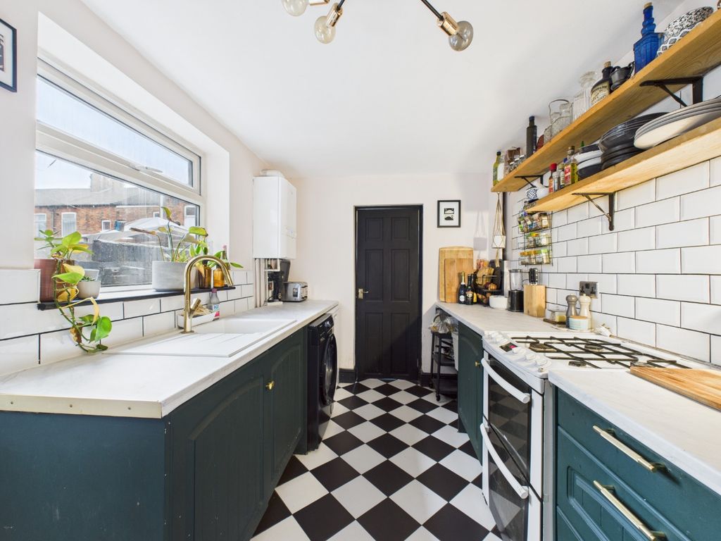 Property photo 3 of 14 4744538