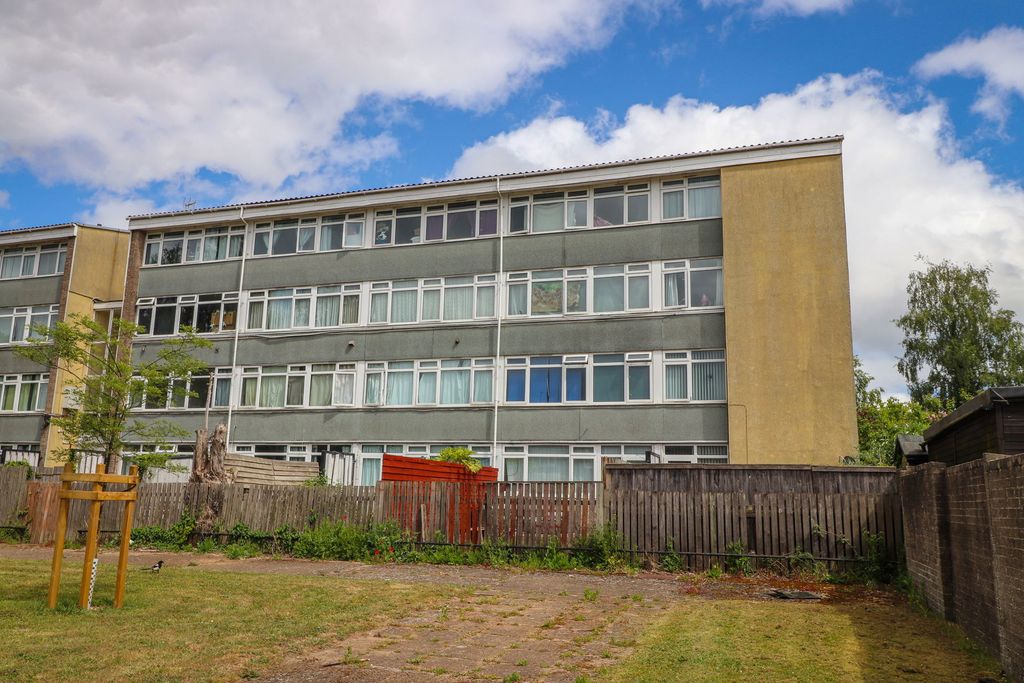 Property photo 1 of 14