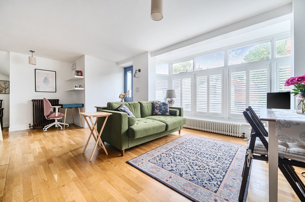 Property photo 3 of 14 1348140-13-68c13F...